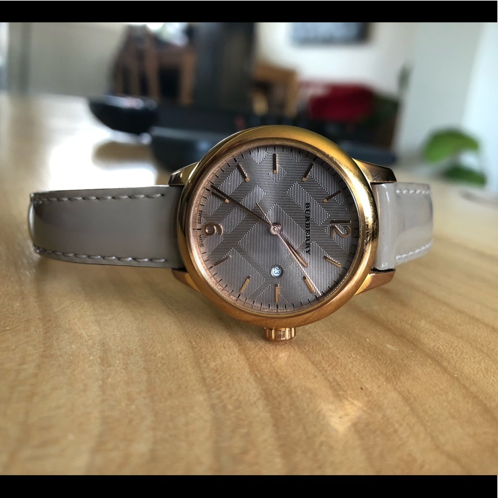 Elegant Burberry Watch